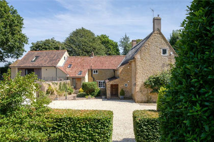 2 acres of House with Land for sale in North Cadbury