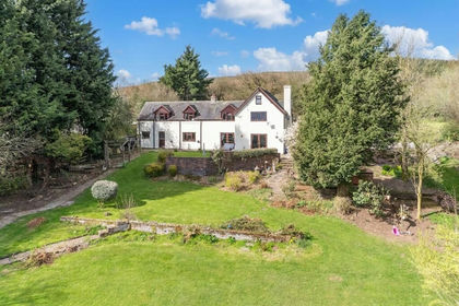 4 acres of House with Land for sale in Stoke St. Milborough