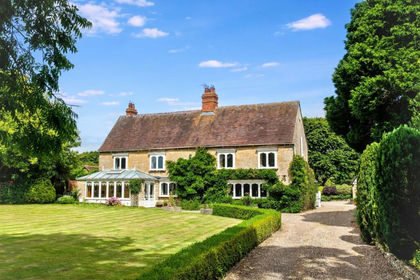 1 acre of House with Land for sale in Eckington