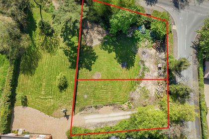 Self Build Plot for sale in Syresham