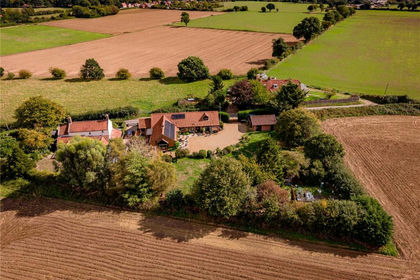 Barn Conversion for sale in Surlingham