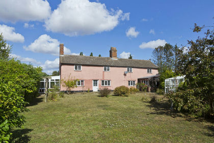 4 acres of Farmhouse for sale in Drinkstone
