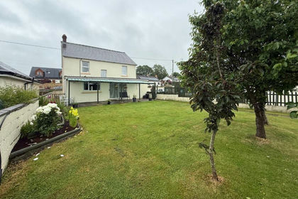 1 acre of House with Land for sale in Llangeler