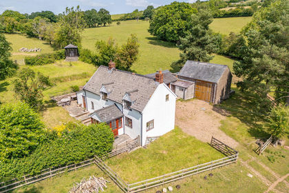 3 acres of Farmhouse for sale in Abergavenny