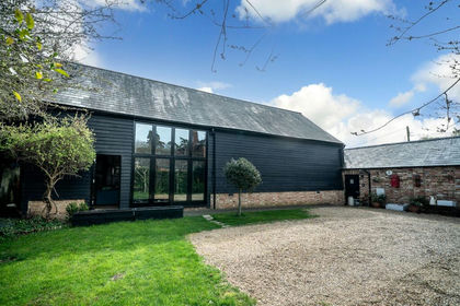 Land for sale in Eaton Bray