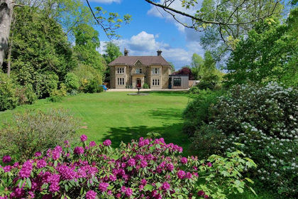 1.7 acres of Country Home for sale in Pulborough