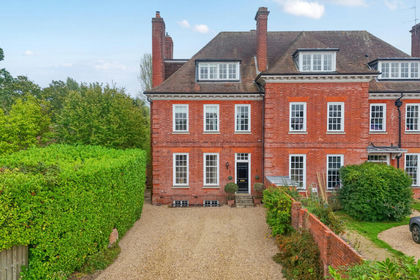 1 acre of House with Land for sale in Woodley