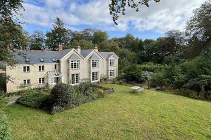 15 acres of Country Home for sale in Thornbury