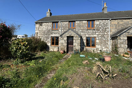 70 acres of Farmhouse for sale in Madron