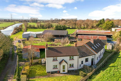 5.1 acres of House with Land for sale in Bridgwater