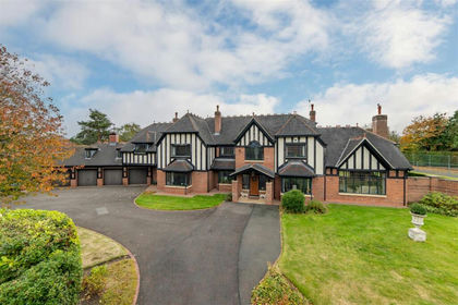 1 acre of House with Land for sale in Ponteland