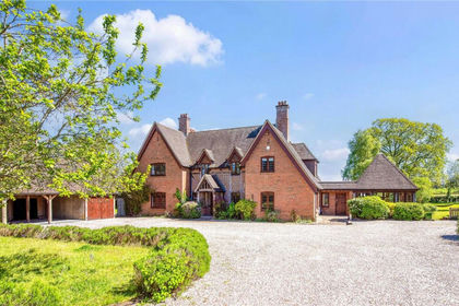 1.3 acres of House with Land for sale in North Baddesley