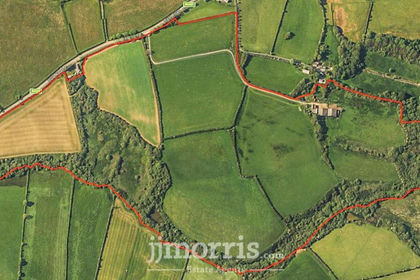 100 acres of Agricultural Land for sale in Walwyn's Castle