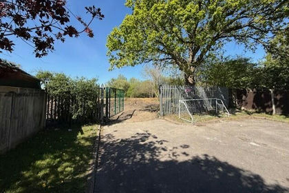 Building Plot for sale in Yateley