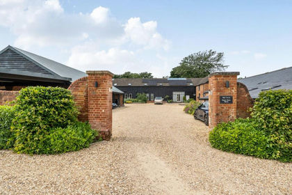 Barn Conversion for sale in Abbotts Ann