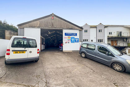 Workshop for sale in Camborne