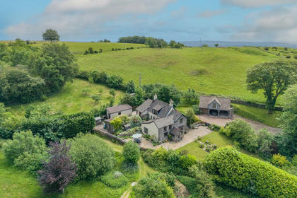 5 acres of Farmhouse for sale in Goetre Fawr