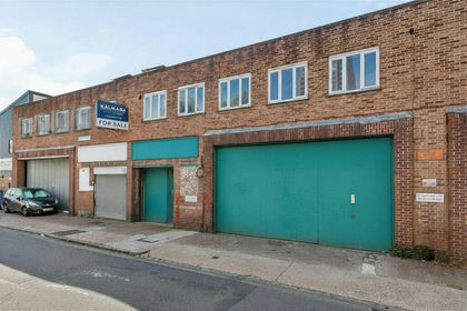 Warehouse for sale in Peckham