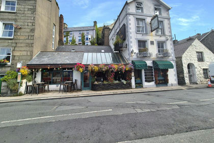 Pub for sale in Barmouth