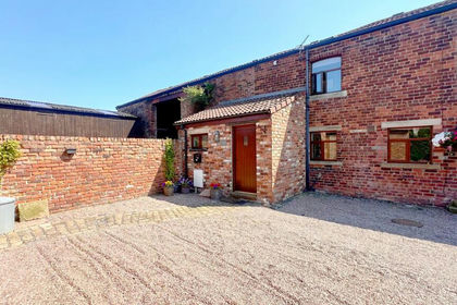 Barn Conversion for sale in Poynton with Worth
