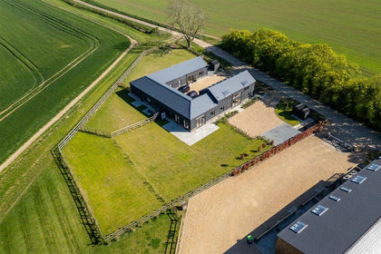 Barn Conversion for sale in Staploe