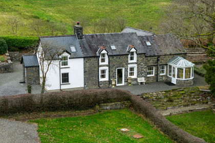 5 acres of House with Land for sale in Aberystwyth
