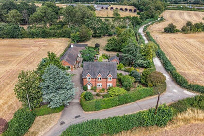 2 acres of House with Land for sale in Greasley
