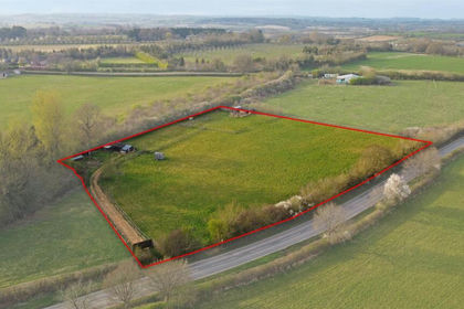 2.7 acres of Agricultural Land for sale in Culworth