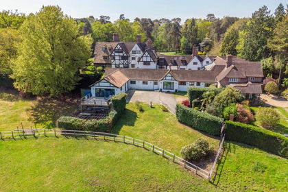 6.5 acres of Equestrian property for sale in Fulmer