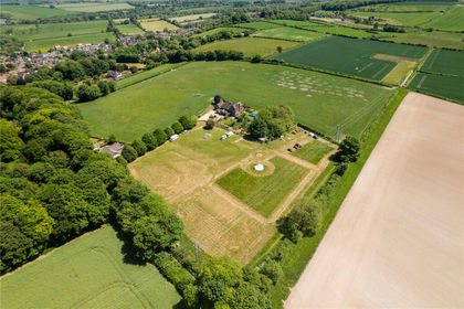 4 acres of House with Land for sale in Charlton Marshall