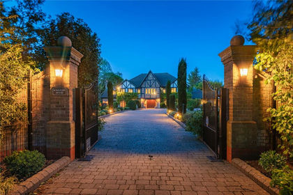 1.6 acres of House with Land for sale in Runnymede and Weybridge