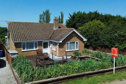 1 acre of House with Land for sale in Manea