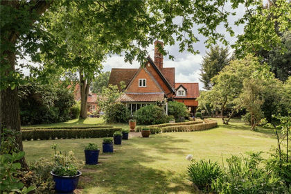 2 acres of Land for sale in Yelverton