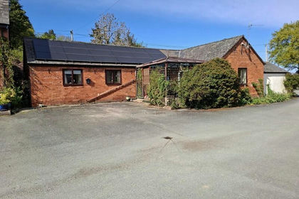 Barn Conversion for sale in Meifod