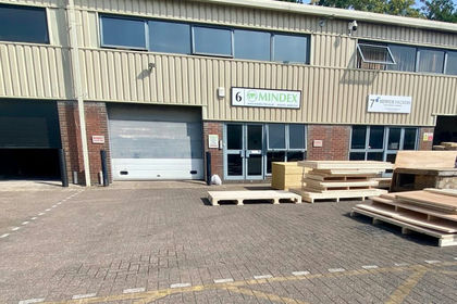Warehouse for sale in Horley