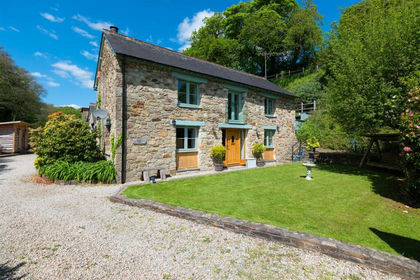 Land for sale in St. Mewan