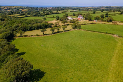 81 acres of Farm for sale in Llandysiliogogo