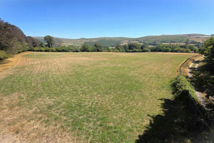10.8 acres of For sale in Sampford Spiney