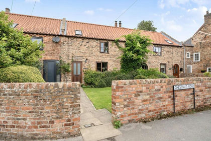 Cottage for sale in Cawood