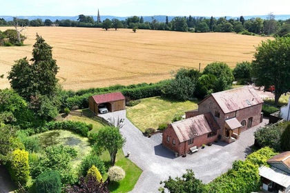 Barn Conversion for sale in Highnam