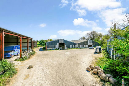 25.3 acres of Equestrian property for sale in Hoath