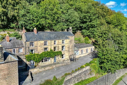1.1 acres of House with Land for sale in Matlock Bath