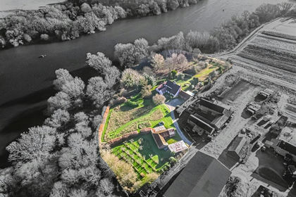 2.2 acres of Land for sale in Tattingstone