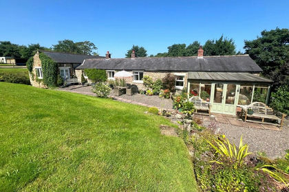 2.9 acres of Cottage for sale in Kingwater