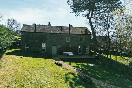 Barn Conversion for sale in Chapel-en-le-Frith