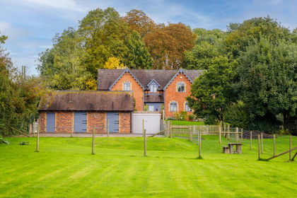 2 acres of House with Land for sale in Tibberton