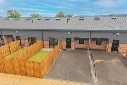 Barn Conversion for sale in Studley