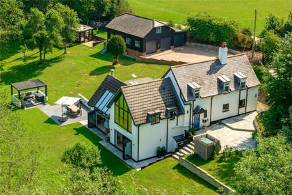 1 acre of House with Land for sale in Hitchin
