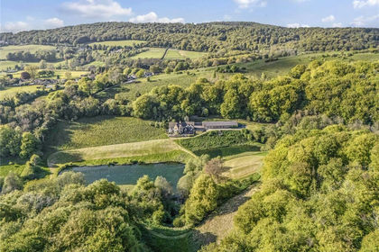 10.6 acres of Country Home for sale in Cranham