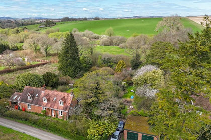1 acre of House with Land for sale in Kings Somborne